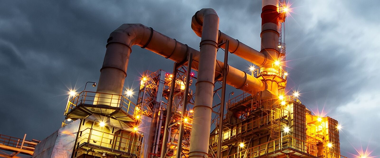 Refinery Fractionation Column